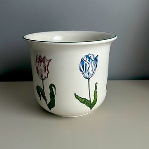 Tiffany’s tulips vase
